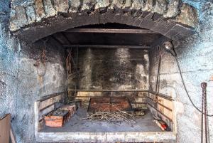 Gril dostupný pro hosty v penzionu