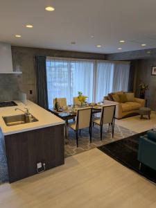 Khu vực ghế ngồi tại Arahastay +3 ảnh