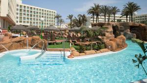 Πισίνα στο ή κοντά στο Evenia Zoraida Garden