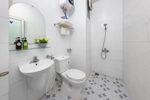 Ένα μπάνιο στο TUONG VY HOTEl +28 φωτογραφίες
