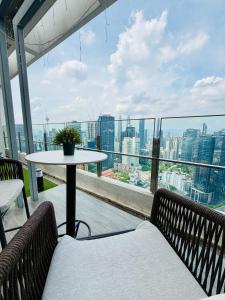 Balkón nebo terasa v ubytování Agile Bukit Bintang Trx By RnR + 139 fotografií