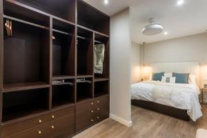 Postel nebo postele na pokoji v ubytování Acogedor Apartamento de diseño Centro , Cerca de Novelda y Alicante