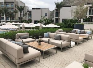 フジャイラにある4 Bedroom Suite Building-Wide Balcony Fujairahのギャラリーの写真