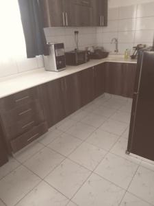 Η κουζίνα ή μικρή κουζίνα στο Home sweet home