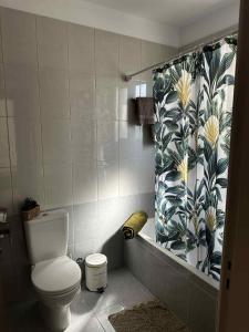 Ένα μπάνιο στο Aphrodites Resident +11 φωτογραφίες