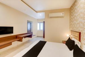 Μια τηλεόραση ή/και κέντρο ψυχαγωγίας στο Hotel O GSP Grand