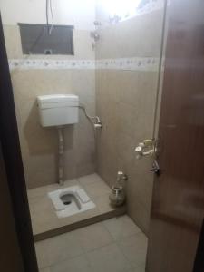 Ένα μπάνιο στο Al Huda Hotel +21 φωτογραφίες