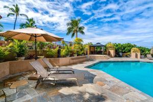 Bazén v ubytování Kona Pacific C319 nebo v jeho okolí