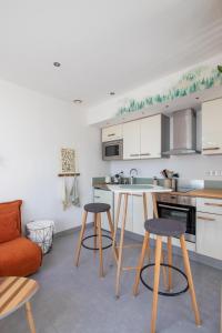 Η κουζίνα ή μικρή κουζίνα στο Le Jardin Secret +11 φωτογραφίες