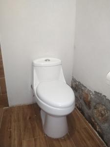 Koupelna v ubytování Casa petirrojo - habitaciones en Pátzcuaro