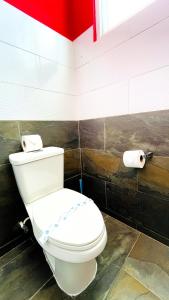 Ένα μπάνιο στο Lakeview Granada Hotel Boutique