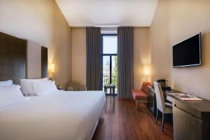Premium Double or Twin Room with View