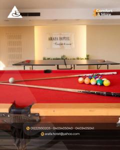 Τραπέζι μπιλιάρδου στο فندق عرفه الجديد