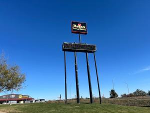 Gallery image of Relax Inn and Suite Adair I 80 in Adair