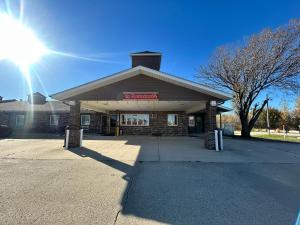 Gallery image of Relax Inn and Suite Adair I 80 in Adair +36 photos