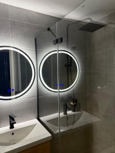 Ένα μπάνιο στο Apartman TONKA Vinkovci - novouređeni apartman u centru Vinkovaca +9 φωτογραφίες