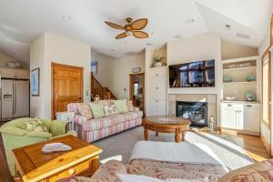 Χώρος καθιστικού στο New Listing Game room Private pool & Hot Tub +78 φωτογραφίες