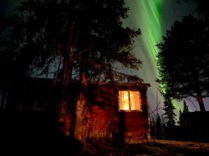 Gallery image of Aurora Lakeside Cabin Altajärvi in Kiruna