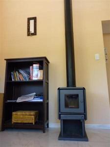 Knihovna v prázdninového domu + 3 fotografie