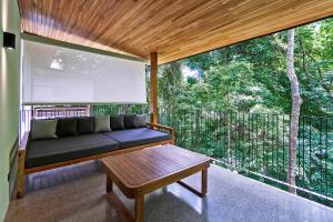 Posezení v ubytování Casas Alba - 1 bedroom Loft private kitchen bathroom and terrace Malpais + 14 fotografií