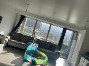 Istumisnurk majutusasutuses The Penthouse suite with balcony