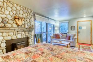 Φωτογραφία από το άλμπουμ του Hidden Valley 29 D στο Μαμούθ Λέικς