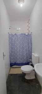 Et badeværelse på Mar de Maria Suítes