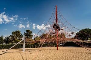 Φωτογραφία από το άλμπουμ του Mobile home dans camping 5 étoiles σε Saint-Georges-dʼOleron