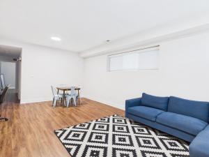 Χώρος καθιστικού στο Gated Family Home with Chefs Kitchen