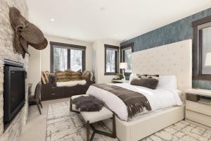 Ένα ή περισσότερα κρεβάτια σε δωμάτιο στο Spanish Peaks - Highlands Cabin 36