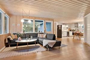 Posezení v ubytování TV1698-Albaek-Magevej-60