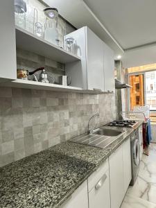 Kuchyň nebo kuchyňský kout v ubytování Sunny soul tanger