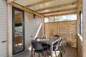 Μπαλκόνι ή βεράντα στο Camping Papillon Kinrooi - La Casetta