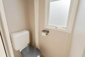 Ένα μπάνιο στο Camping Papillon Kinrooi - 138