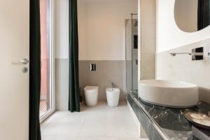 Koupelna v ubytování URBAN Palermo DOWNTOWN + 57 fotografií