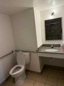 Photo de la galerie de l'établissement Rancho Cordova Inn, à Rancho Cordova