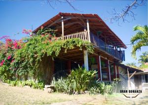 Κήπος έξω από το Gran Bonanza Hotel