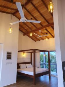 Ένα ή περισσότερα κρεβάτια σε δωμάτιο στο DADY'S Place "63"- Sunset Villa - Danina Apartments and More