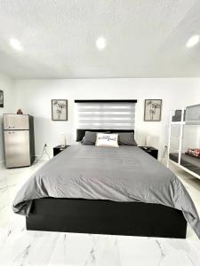 Ένα ή περισσότερα κρεβάτια σε δωμάτιο στο Lovely and Private Studio +9 φωτογραφίες