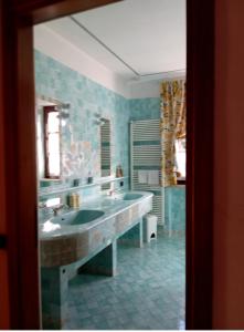 Φωτογραφία από το άλμπουμ του Family rooms with full kitchen in Lake Garda σε Cavalcaselle