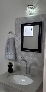 Koupelna v ubytování Sobrado 4 amplo e confortável em condomínio