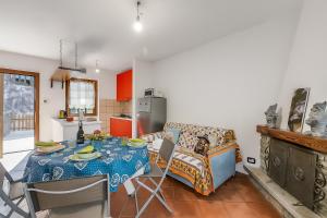 Kuchyň nebo kuchyňský kout v ubytování La Casa Di Dadà - Happy Rentals