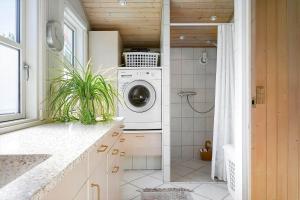 Koupelna v ubytování SL352-Korsor-Havstokken-20