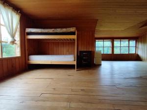 Postel nebo postele na pokoji v ubytování Lodge Laguna escondida