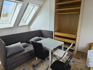 Χώρος καθιστικού στο Dachgeschoss Harbour Apartments Höri