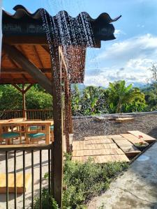 a water fountain in the middle of a patio at Fresh Start in Jardin