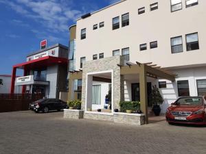 Budova, kde se aparthotel nachází