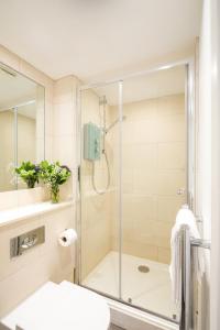 Et badeværelse på Boutique Retreat in Central Bath