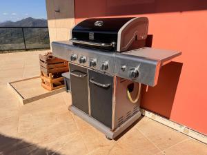 Grillfaciliteterne i chaletet som gæsterne kan bruge