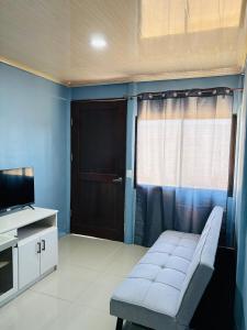 Μια τηλεόραση ή/και κέντρο ψυχαγωγίας στο DesCANso House